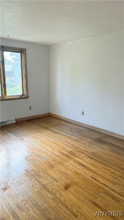 Building Photo - 2547 William St