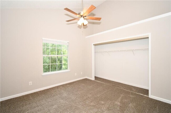 Building Photo - 1101 Sandy Ln Dr