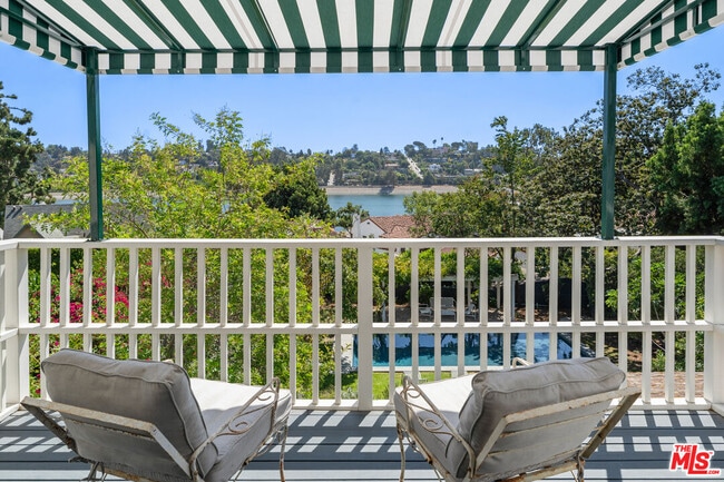 Building Photo - 2150 Moreno Dr