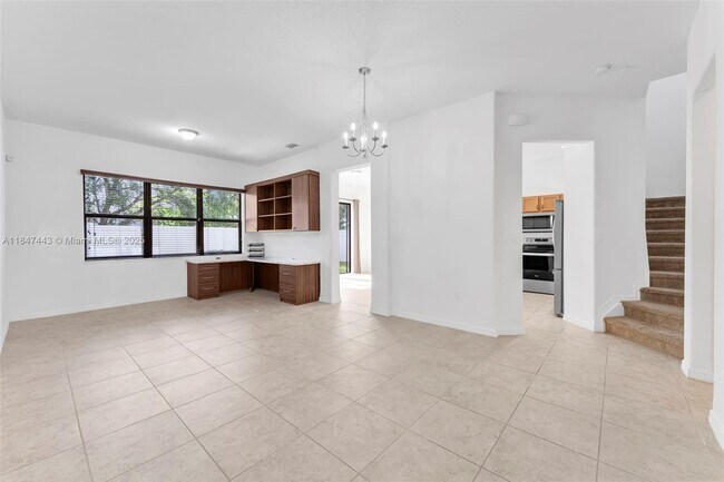 Building Photo - 3855 SW 90th Ave