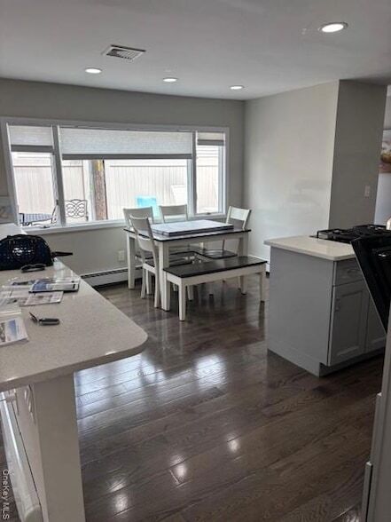 Building Photo - 5 Kensington St