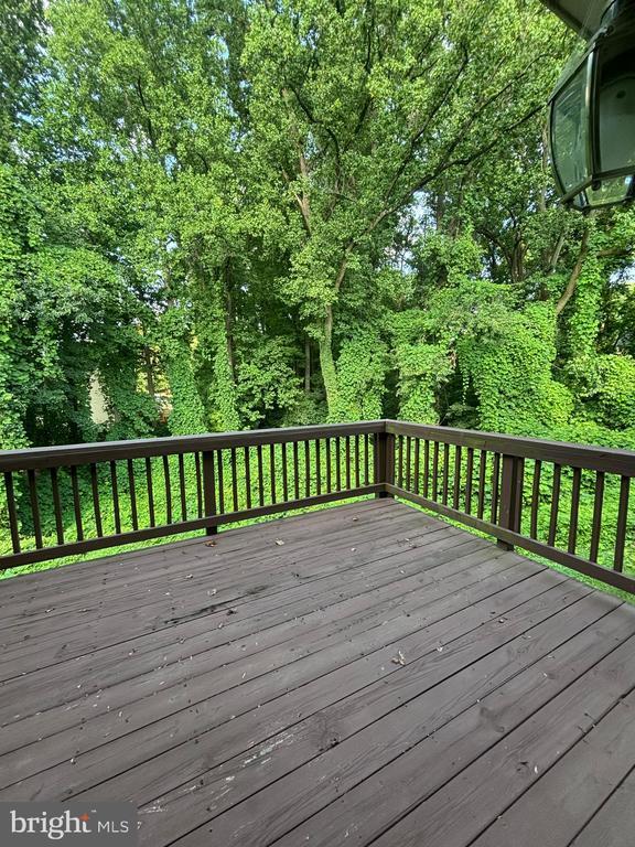 Building Photo - 863 English Chestnut Dr
