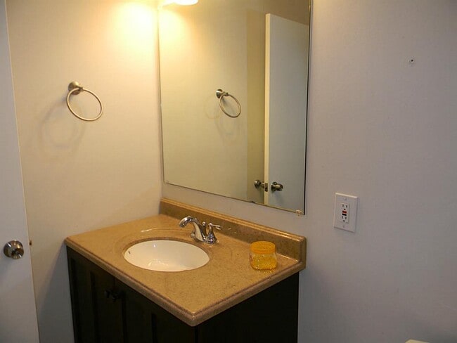 Building Photo - 2754 Quarry Hill Rd