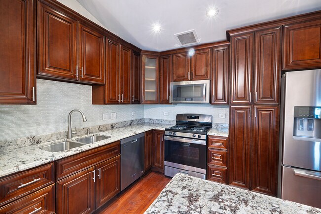 Building Photo - 2673 S Embers Ln