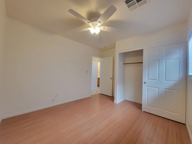 Building Photo - 7614 Hope Valley St