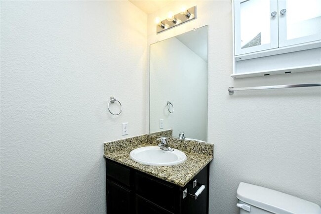 Building Photo - 104 Independence Ave