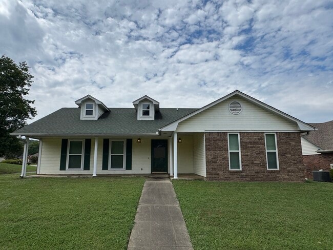 Primary Photo - 9608 Bryn Mawr Cir