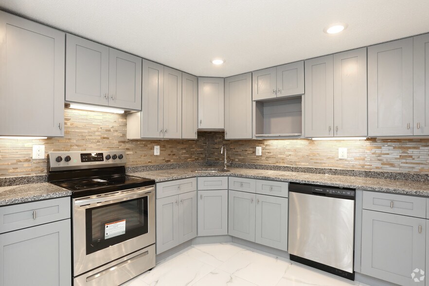 Peppertree Apartments 278 Meridian St Groton CT 06340 Apartment Finder