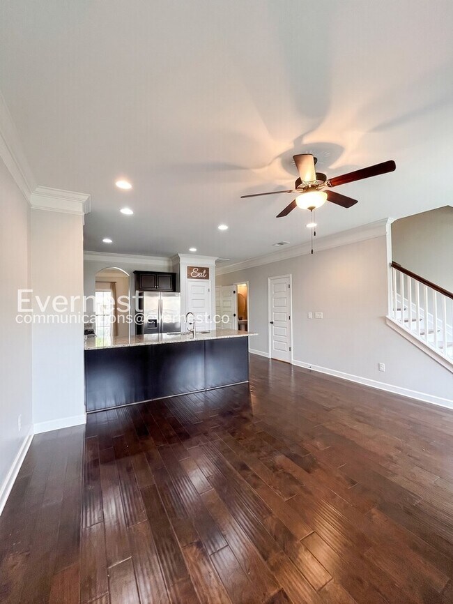 Building Photo - 1828 Wild Oaks Ct