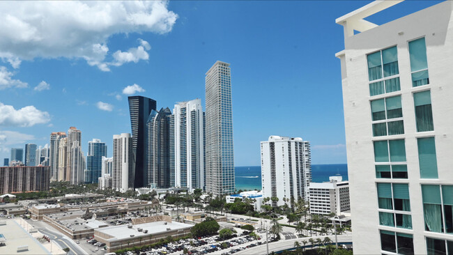 Building Photo - 250 Sunny Isles Blvd