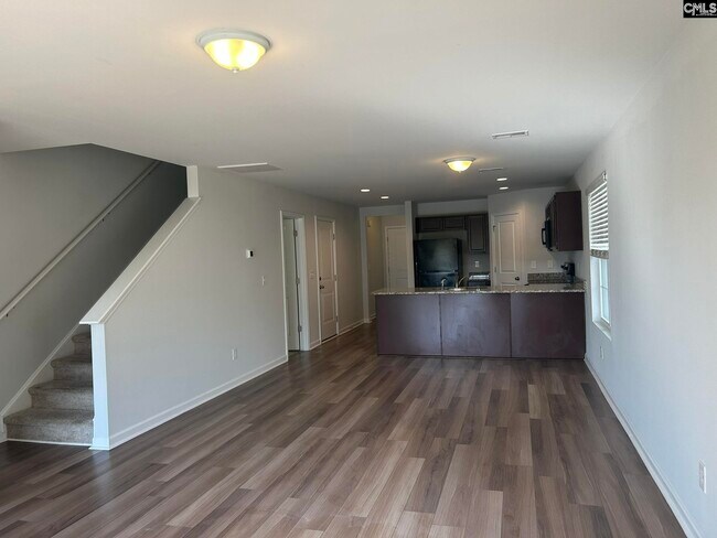 Building Photo - 1423 Tanreall Dr