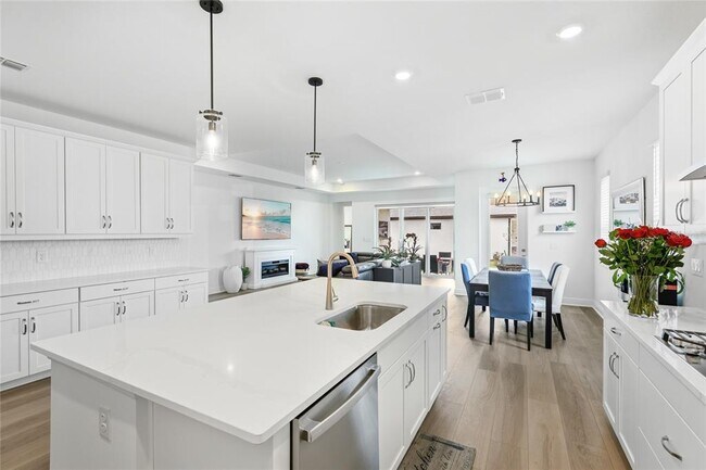 Building Photo - 17143 Savory Mist Cir