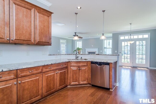 Building Photo - 79 Copper Lantern Dr
