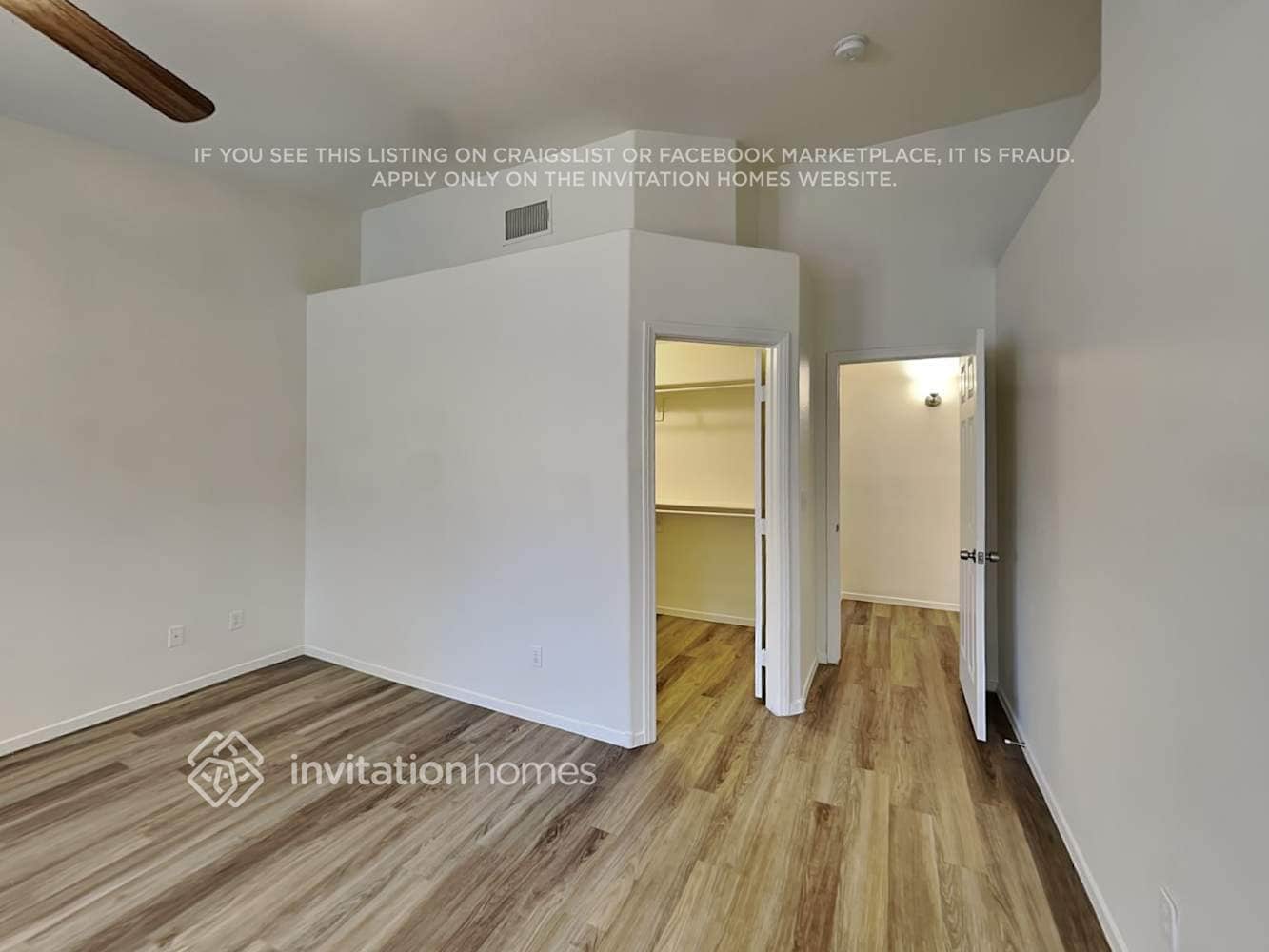 Building Photo - 6285 Hill Haven Ave