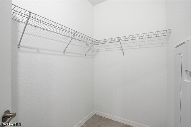 Building Photo - 2215 Dragonfruit Wy