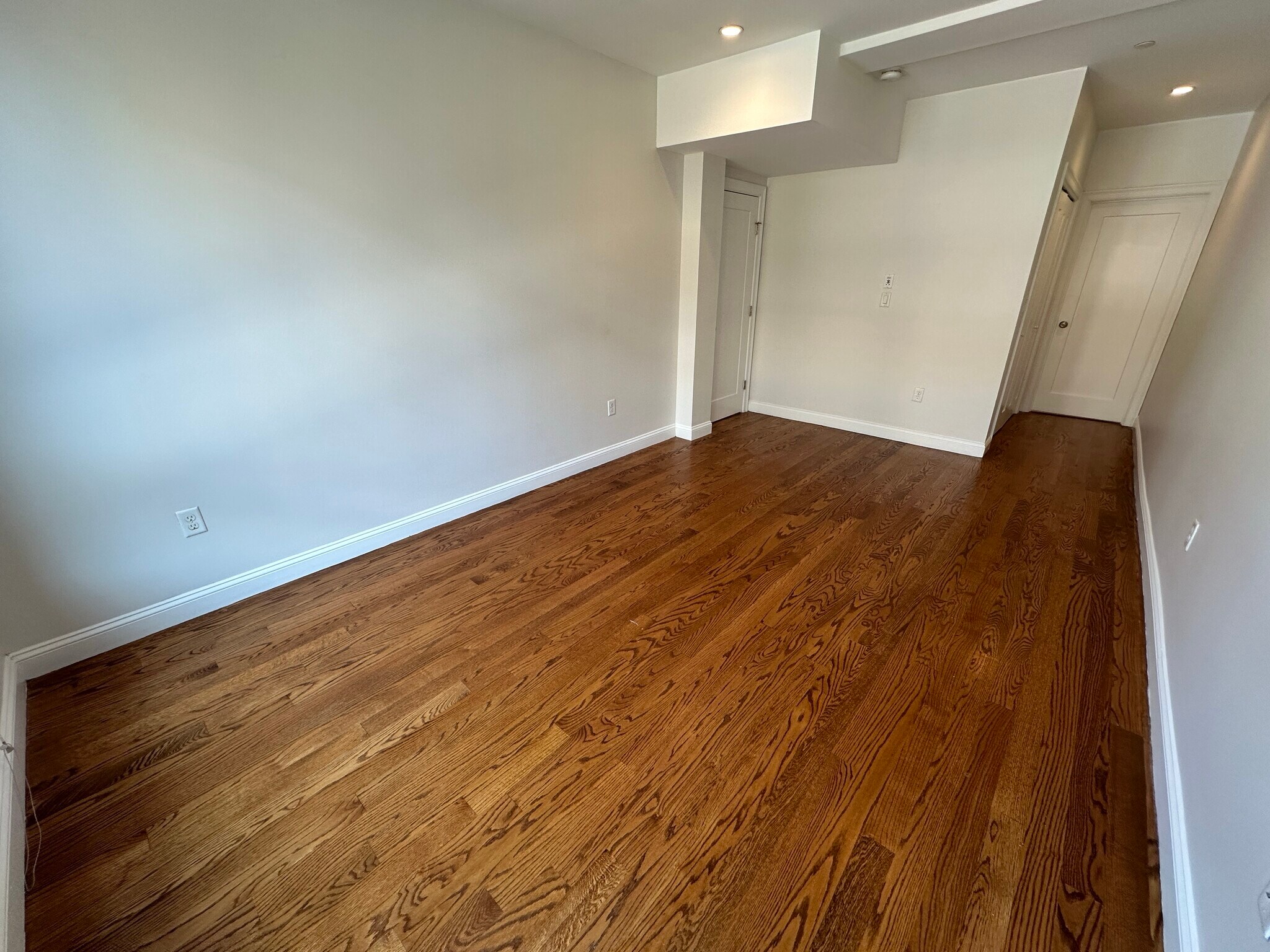Building Photo - 303 D St