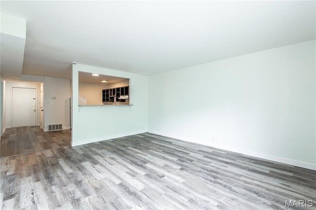 Building Photo - 3017 Pembroke Ln