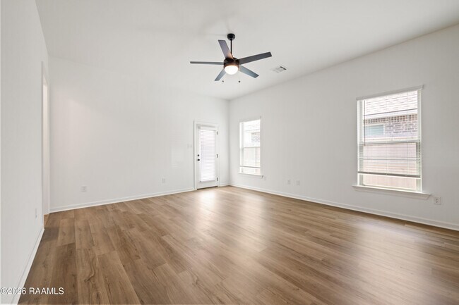 Building Photo - 218 Peppercorn Wy