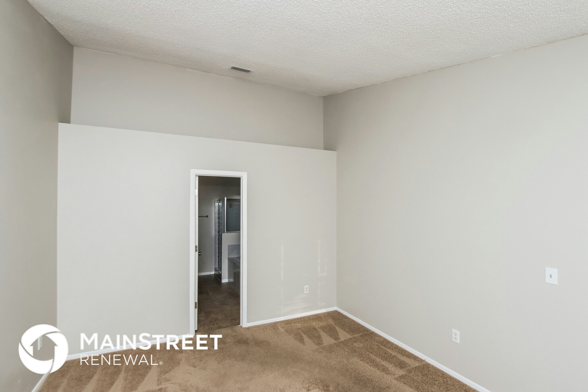 Building Photo - 1366 Whaling Ave SE