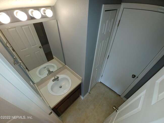 Building Photo - 228 Mahogany Bay Dr