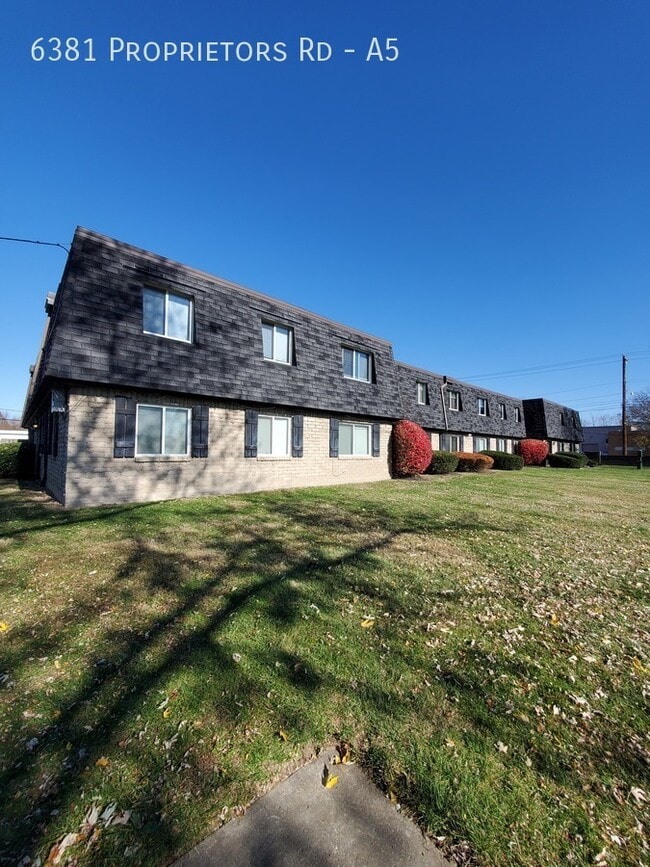 Primary Photo - 3 Bedroom 2 Bath Apartment in Worthington