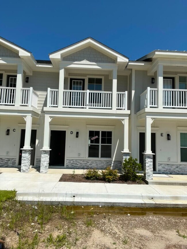 Building Photo - 780 Maxine Ct