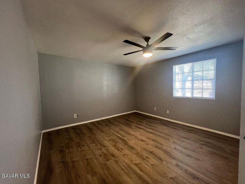 Building Photo - 43119 7th St E