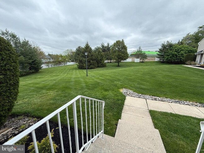 Building Photo - 2605 Gramercy Way