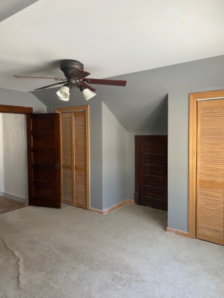 Building Photo - 118 S 8th St