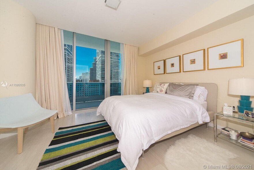 Building Photo - 200 Biscayne Boulevard Way