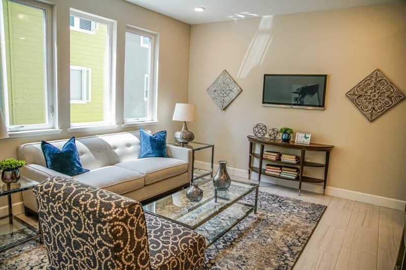 Building Photo - 81 S Milpitas Blvd