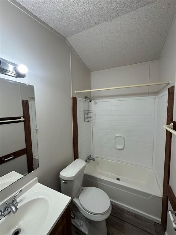 Building Photo - 530 Opal Ln