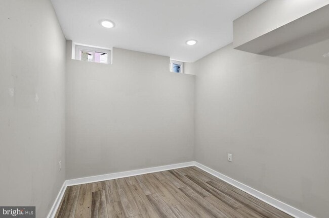 Building Photo - 2234 Master St