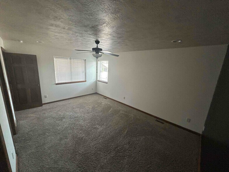 Building Photo - 4416 Shipton St