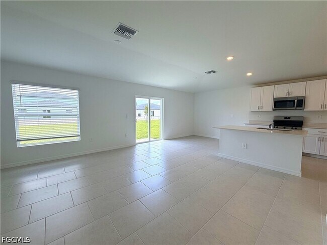 Building Photo - 17216 Cantu Ct