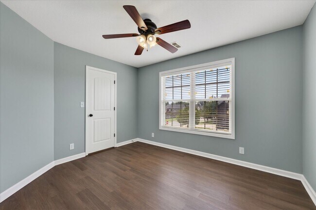 Building Photo - 3739 Tradewinds Terrace