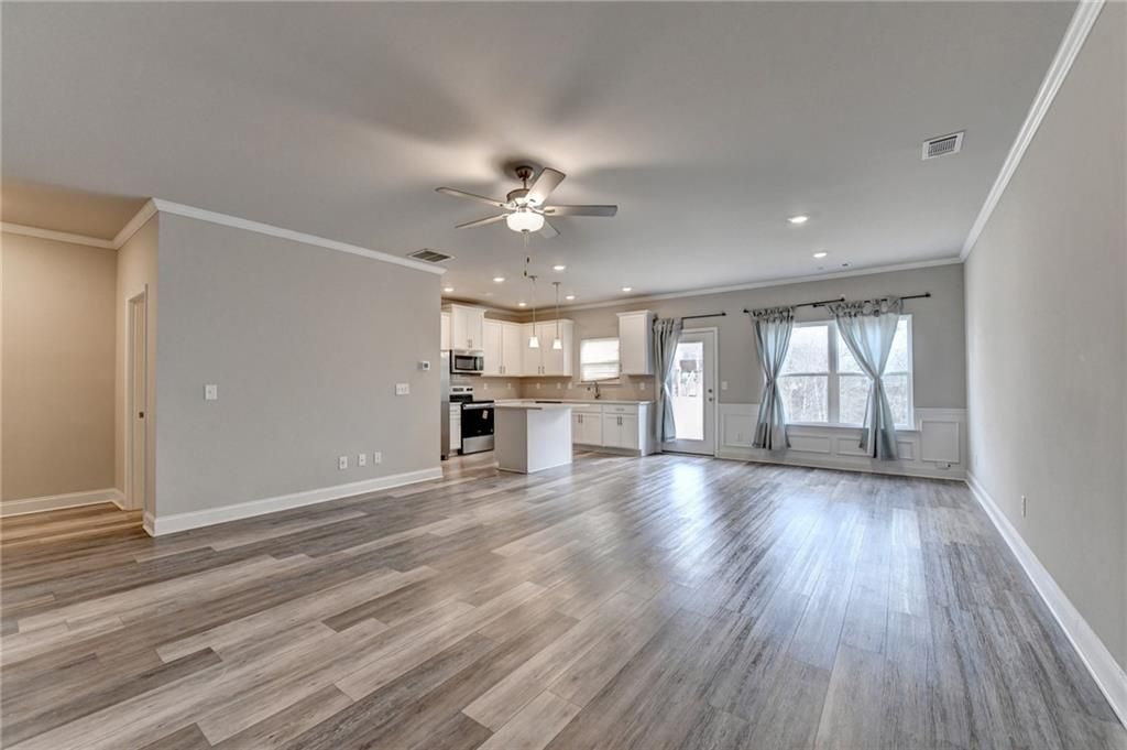 Building Photo - 217 Rockfern Ter