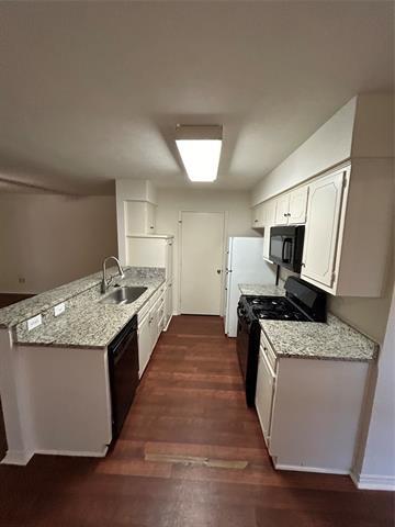 Building Photo - 1302 Crescent St
