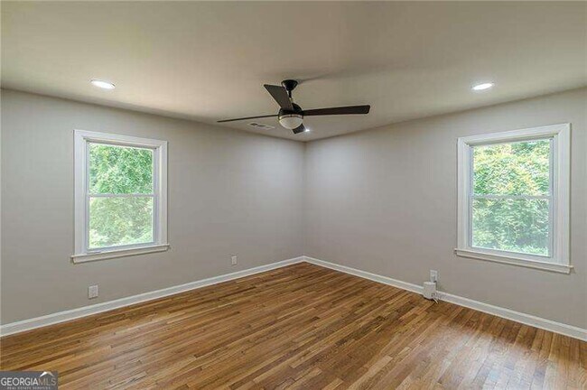 Building Photo - 1624 Dodson Dr SW