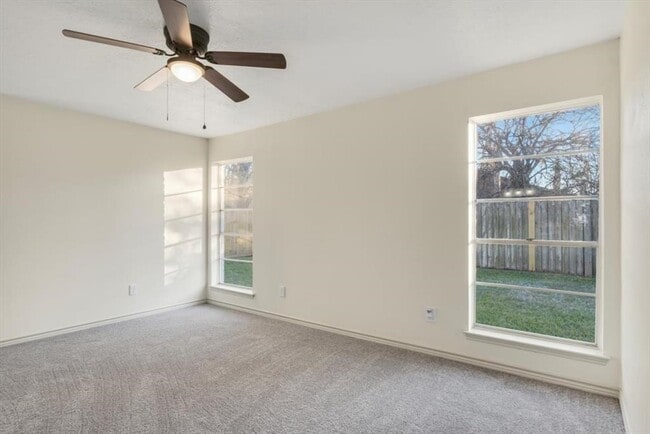 Building Photo - 1207 Whispering Pine Dr