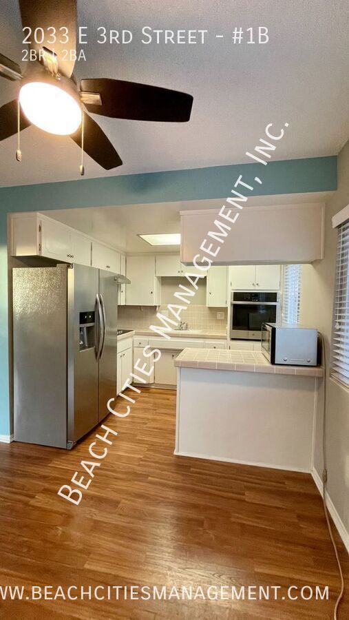 Building Photo - 2033 E 3rd St