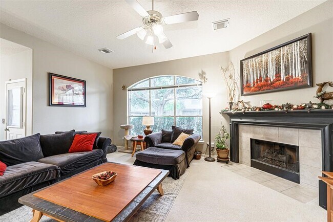 Building Photo - 9815 Rock Pass Dr