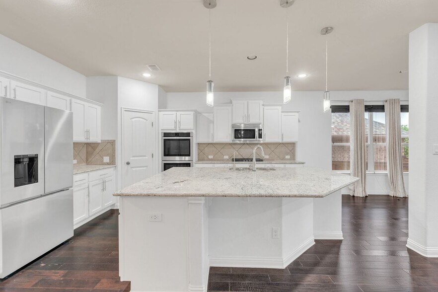 Building Photo - 904 Purple Moor Pass