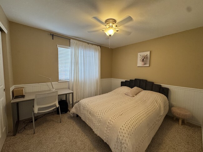 Building Photo - 10278 S Rotherwood Cir