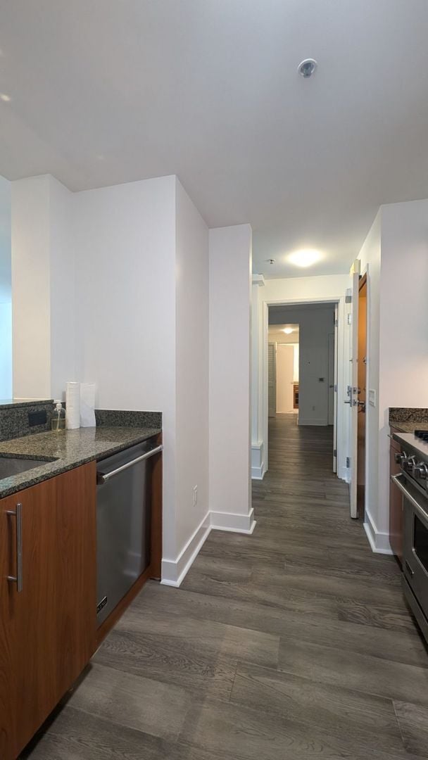 Building Photo - Epic REA - Spacious & Open floor plan 1BR +1BA in the Rincon Hill neighborhood