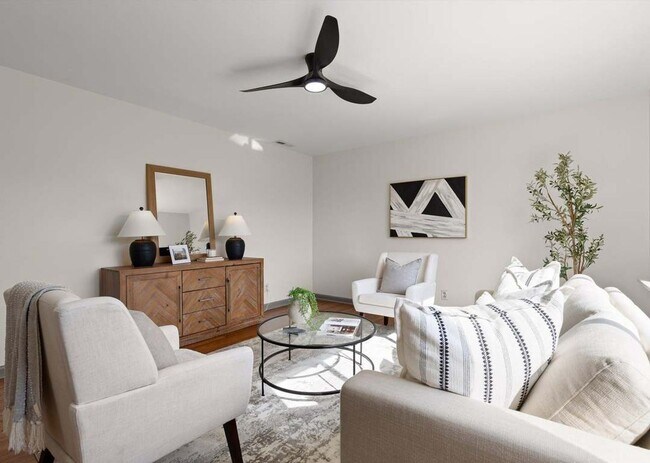 Building Photo - Charming Chattanooga Home in Prime Location!