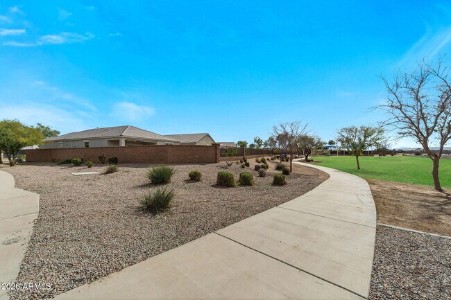 Building Photo - 17878 N Pietra Rd
