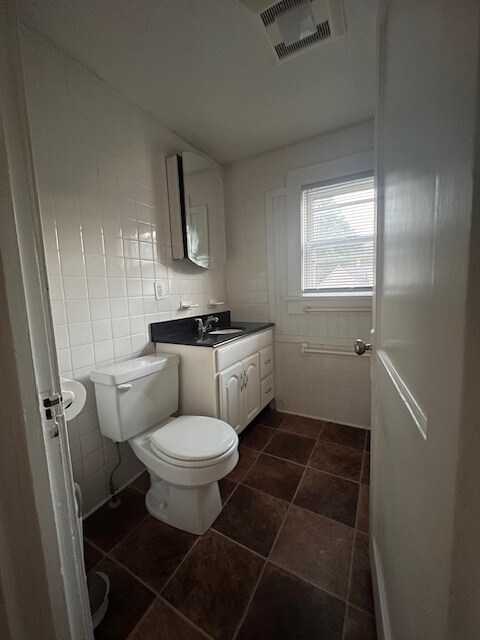 Building Photo - 1 Camp St