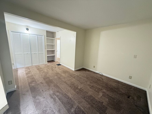 Building Photo - 3-Bedroom, 2-Bath Home on Acreage with Pond and Large Detached Garage