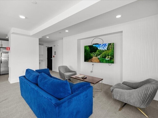 Building Photo - 50 Hichborn St